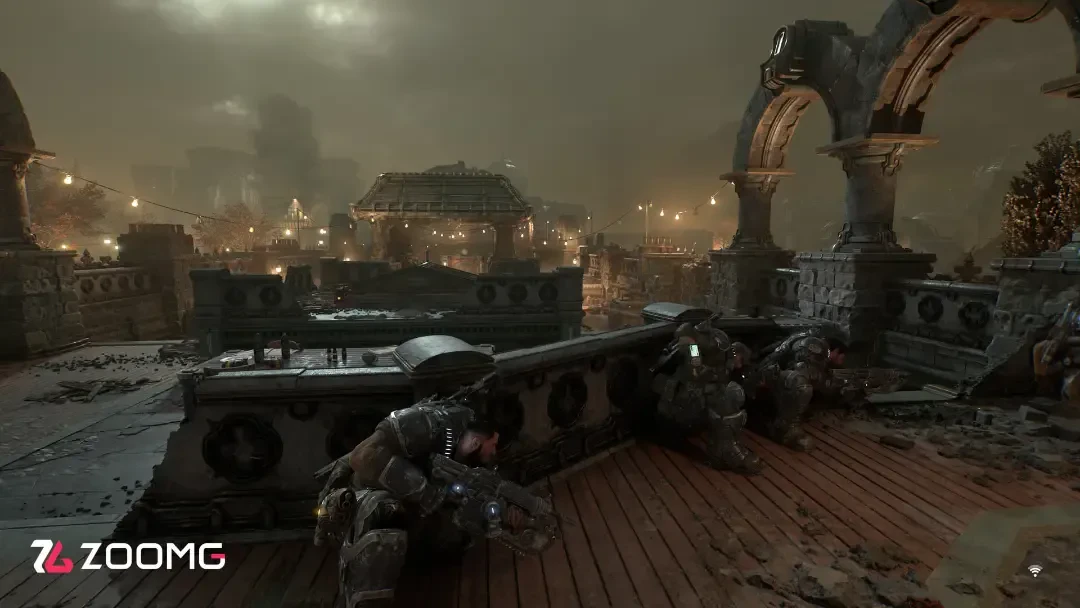 سربازان بازی Gears of War (E-Day) در محیطی ویران‌شده و مه‌آلود
