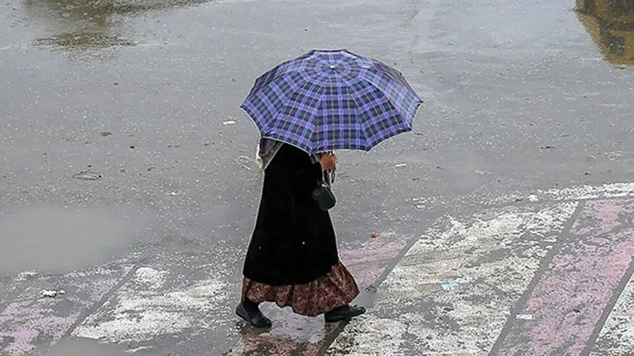 ورود سامانه بارشی به کشور طی امروز