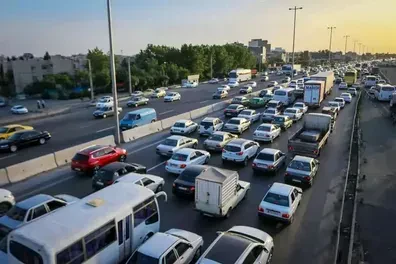 گره-ترافیکی-در-آزادراه-تهران-کرج-پلیس-به-رانندگان-هشدار-داد