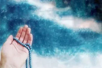 دعای فرج چه برکاتی دارد؟ از آرامش دل تا تقویت امید به ظهور امام زمان (عج)