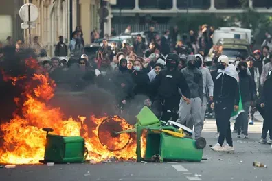 اتفاقی-کم-سابقه-مدارس-فرانسه-را-به-تعطیلی-کشاند