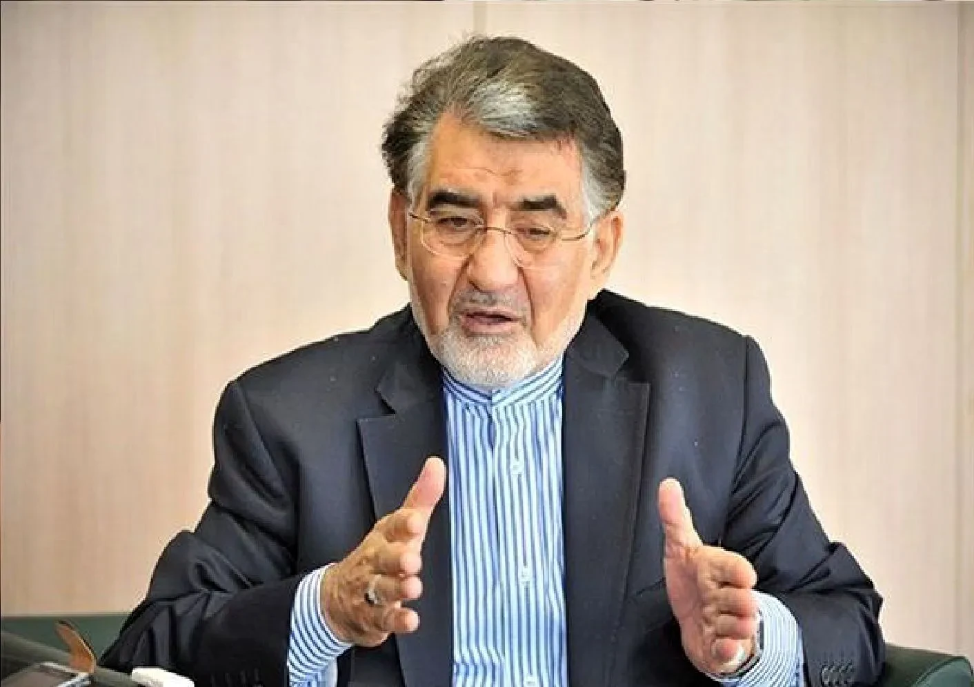آل اسحاق: مشکل اقتصاد ایران فقط جنگ نیست | وضعیت «نه جنگ و نه صلح» اقتصاد را سختتر میکند